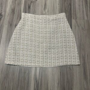 Elegant Tweed Skirt in Cream & Gold